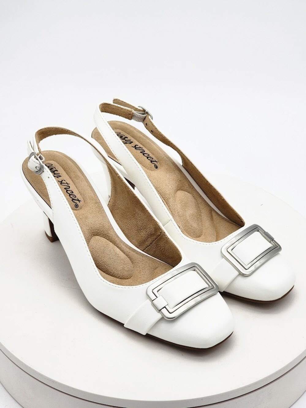 Easy Street Lucie Women’s Size 7 M Beige White Slingback Pumps Block Heel